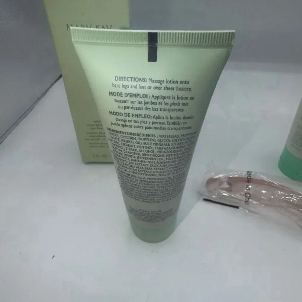 MARY KAY Mint Bliss Foot Care Set-3 Fl oz